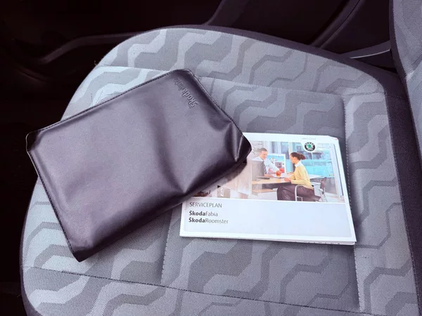 Škoda Fabia 1.6 Elegance, AutoAC, Serviska - foto 21