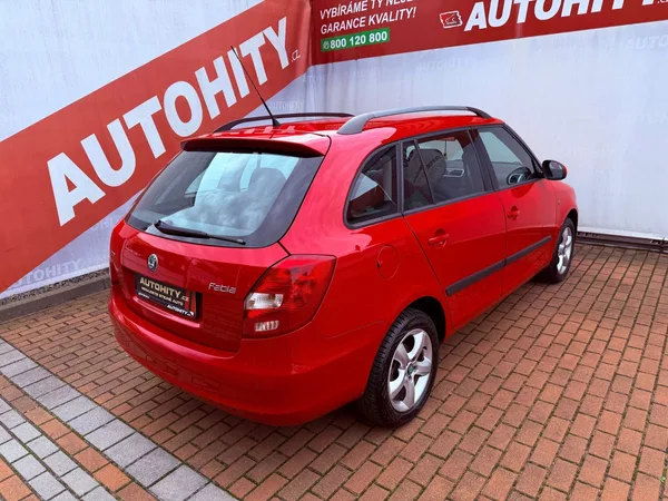Škoda Fabia 1.6 Elegance, AutoAC, Serviska - foto 6