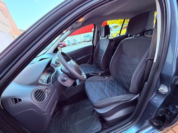 Renault Clio 1.2, ČR - foto 14