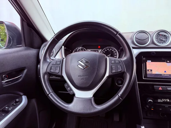 Suzuki Vitara 1.6 Comfort+, Serviska, Navi - foto 16