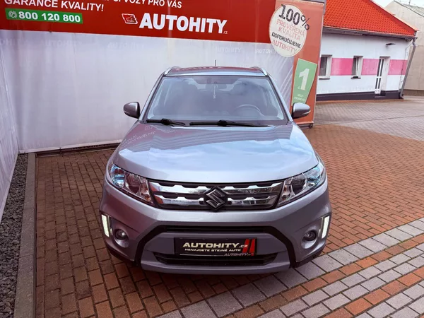 Suzuki Vitara 1.6 Comfort+, Serviska, Navi - foto 2