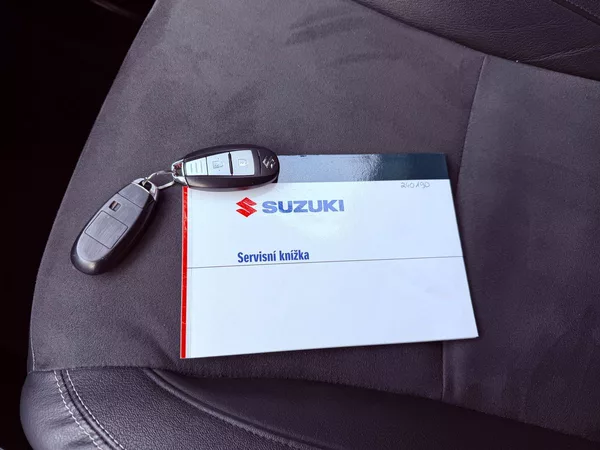 Suzuki Vitara 1.6 Comfort+, Serviska, Navi - foto 25