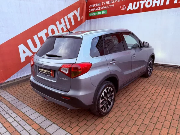 Suzuki Vitara 1.6 Comfort+, Serviska, Navi - foto 6