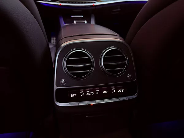 Mercedes-Benz Třídy S S 400d 4Matic, ČR, AMG, HeadUP - foto 17