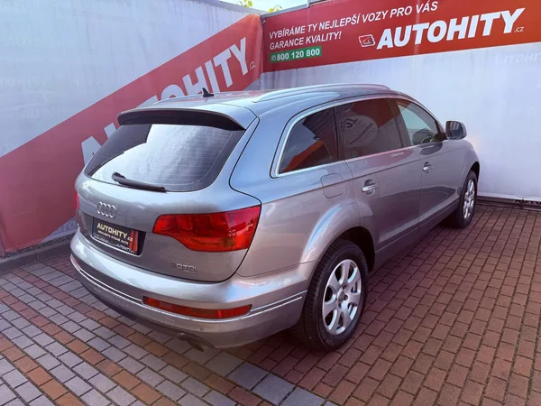 Audi Q7 3.0 TDi Quattro Tiptronic, Nav - foto 6