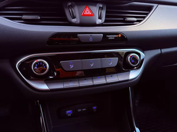 Hyundai i30 1.5 CVVT Comfort, ČR, Záruka - foto 24