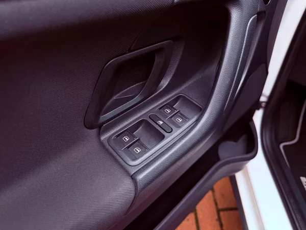 Škoda Roomster Scout 1.2 TSi, Pano, Serviska, - foto 12
