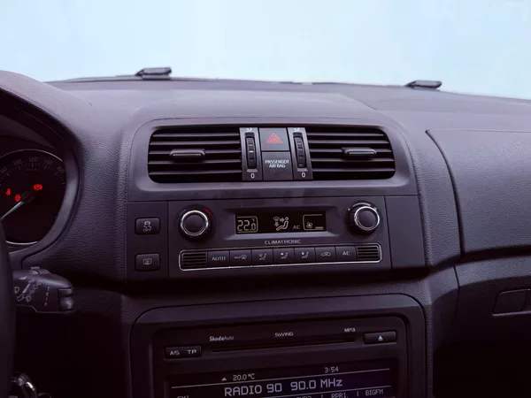 Škoda Roomster Scout 1.2 TSi, Pano, Serviska, - foto 19