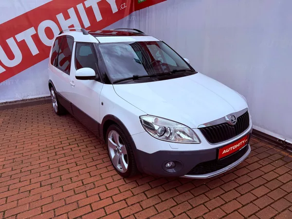 Škoda Roomster Scout 1.2 TSi, Pano, Serviska, - foto 3