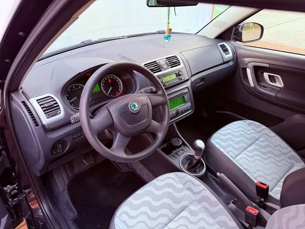Škoda Fabia 1.4 Style Edition, Serviska, 1 - foto 13
