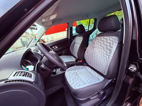 Škoda Fabia 1.4 Style Edition, Serviska, 1 - foto 14