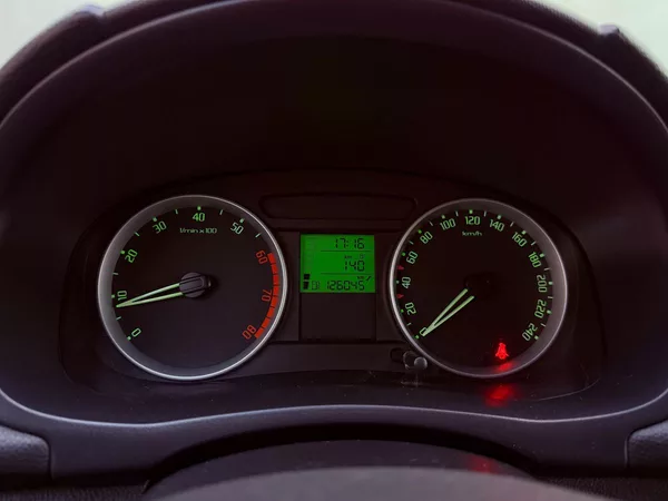 Škoda Fabia 1.4 Style Edition, Serviska, 1 - foto 17