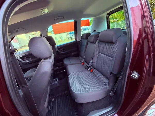 Škoda Roomster 1.2 TSi Ambition, Serviska, 1. - foto 11