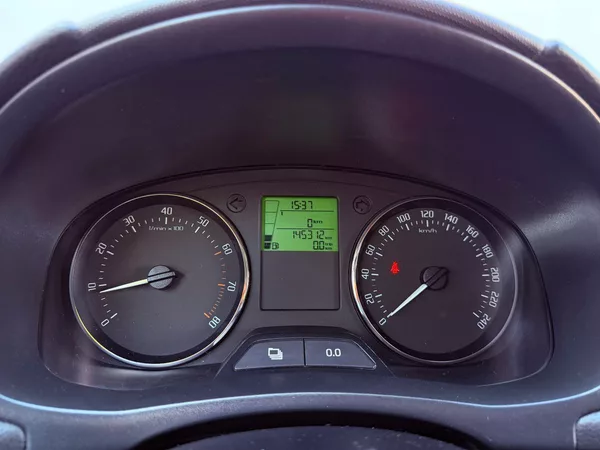 Škoda Roomster 1.2 TSi Ambition, Serviska, 1. - foto 17