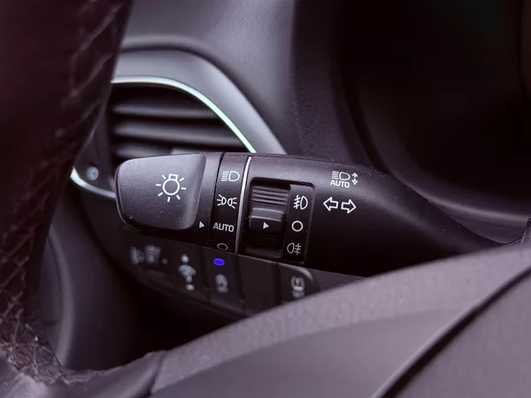 Hyundai i30 1.5 DPi CVVT Comfort, ČR - foto 26