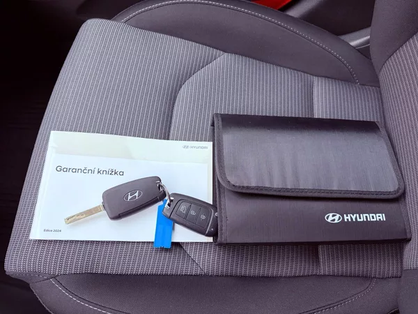 Hyundai i30 1.5 DPi CVVT Comfort, ČR - foto 27