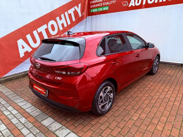 Hyundai i30 1.5 DPi CVVT Comfort, ČR - foto 7
