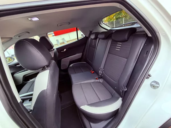 Kia Stonic 1.4 Exclusive, Serviska, TOP - foto 7