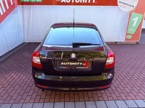 Škoda Octavia 1.6 MPi Ambiente, ČR - foto 7