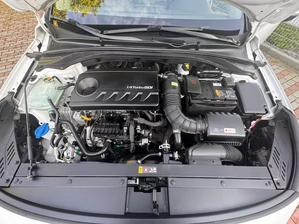 Hyundai I30 1.4 T-GDi Style, ČR, 34 tkm - foto 28