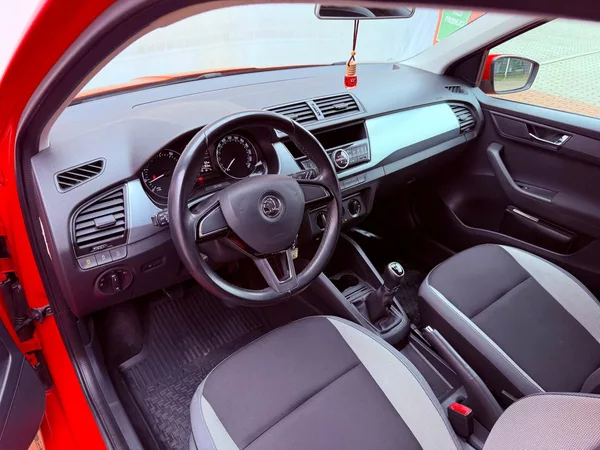 Škoda Fabia 1.2 TSi Ambition, ČR - foto 13