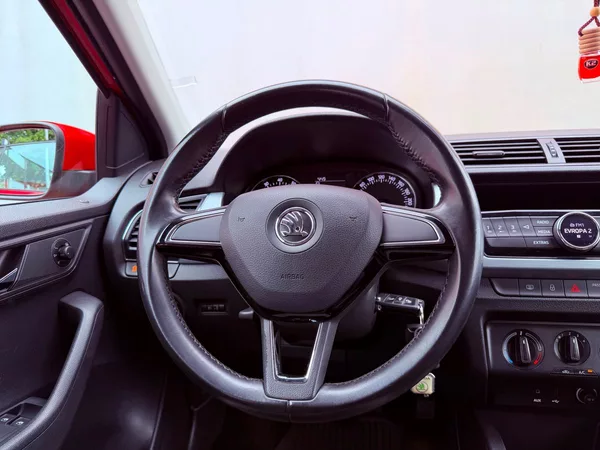 Škoda Fabia 1.2 TSi Ambition, ČR - foto 16