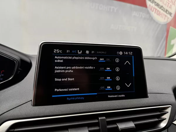 Peugeot 3008 1.5 BlueHDi Allure Aut., ČR - foto 19