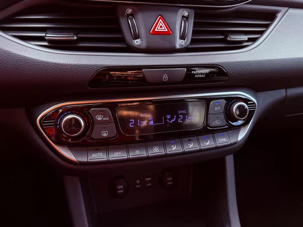 Hyundai I30 1.0 T-GDi Style ČR 1. Maj S.K. - foto 22