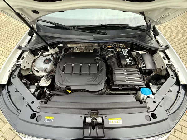 Volkswagen Tiguan 2.0 TDi Elegance DSG 4x4, ČR - foto 33