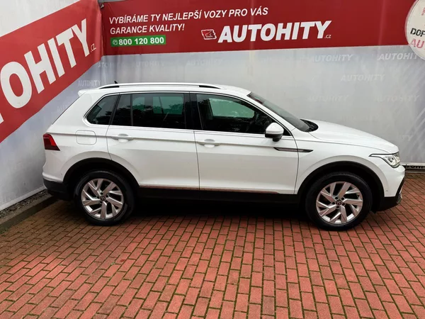Volkswagen Tiguan 2.0 TDi Elegance DSG 4x4, ČR - foto 6
