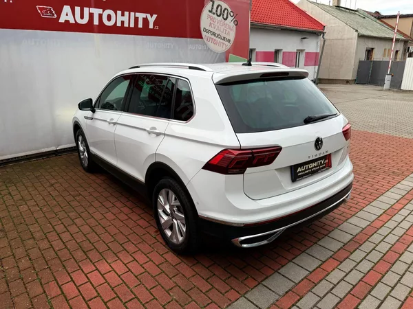 Volkswagen Tiguan 2.0 TDi Elegance DSG 4x4, ČR - foto 9