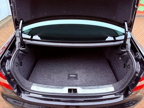 Škoda Superb 2.0 TDi DSG Elegance - foto 9