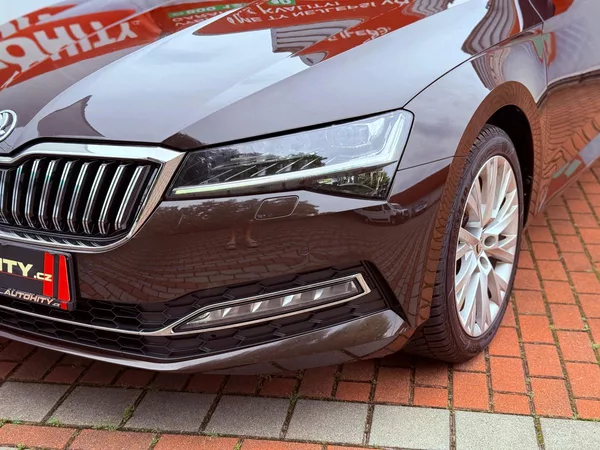 Škoda Superb 2.0 TDi Style, ČR, 1.Maj - foto 3