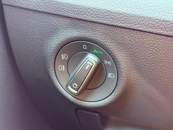 Škoda Superb 2.0 TDi Style, ČR, 1.Maj - foto 31