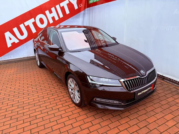 Škoda Superb 2.0 TDi Style, ČR, 1.Maj - foto 5