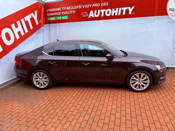 Škoda Superb 2.0 TDi Style, ČR, 1.Maj - foto 6