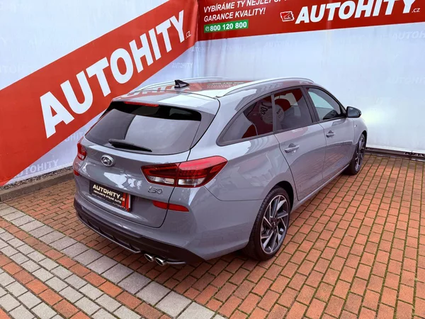Hyundai I30 1.5 T-GDi N Line DCT, ČR, 1.M - foto 7