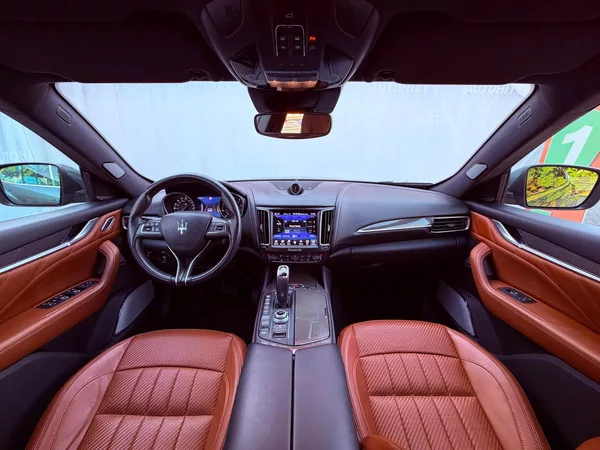 Maserati Levante S GrandLusso Q4 316 kW, ČR, B& - foto 21