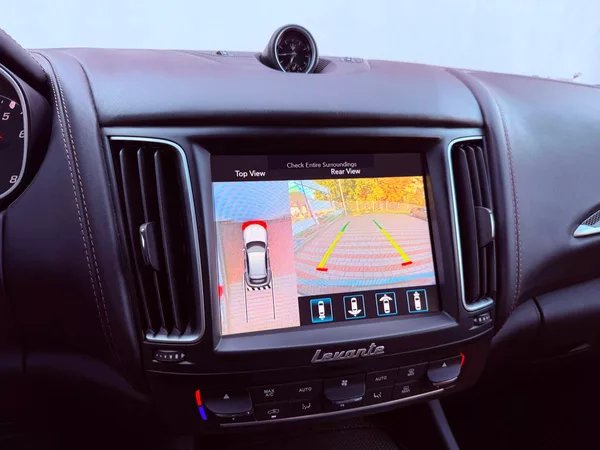 Maserati Levante S GrandLusso Q4 316 kW, ČR, B& - foto 24