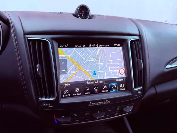 Maserati Levante S GrandLusso Q4 316 kW, ČR, B& - foto 26