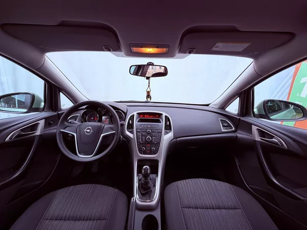 Opel Astra 1.4 EcoTec Design Edition - foto 14