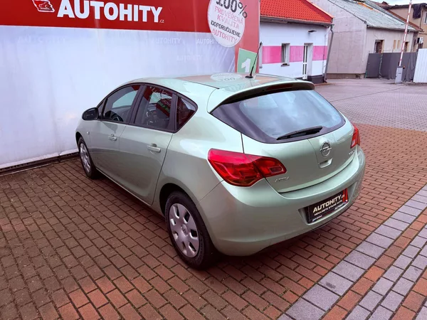 Opel Astra 1.4 EcoTec Design Edition - foto 8