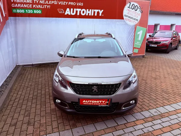 Peugeot 2008 1.2 PureTech Active, ČR, 1.Maj - foto 2