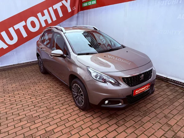 Peugeot 2008 1.2 PureTech Active, ČR, 1.Maj - foto 5
