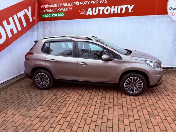 Peugeot 2008 1.2 PureTech Active, ČR, 1.Maj - foto 6