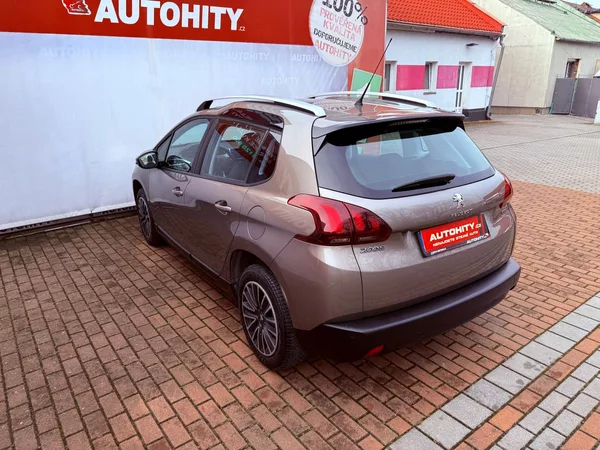 Peugeot 2008 1.2 PureTech Active, ČR, 1.Maj - foto 9