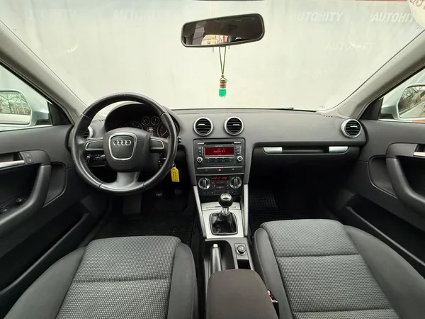 Audi A3 2.0 TDi, AutoAC - foto 13