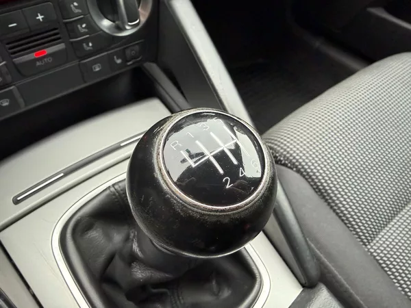 Audi A3 2.0 TDi, AutoAC - foto 18