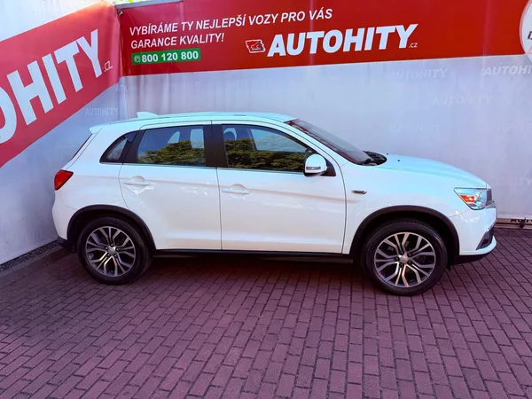 Mitsubishi ASX 1.6 MIVEC Intense+, Serviska - foto 5