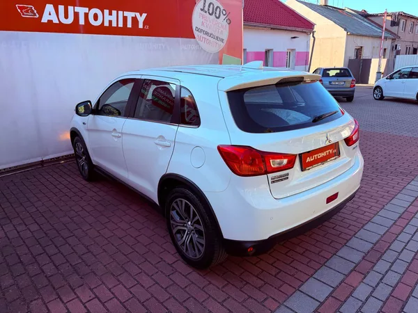 Mitsubishi ASX 1.6 MIVEC Intense+, Serviska - foto 8